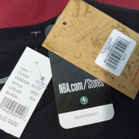 Toronto Raptors Mitchell and Ness Long sleeve T-Shirt XL - Picture 4 of 4